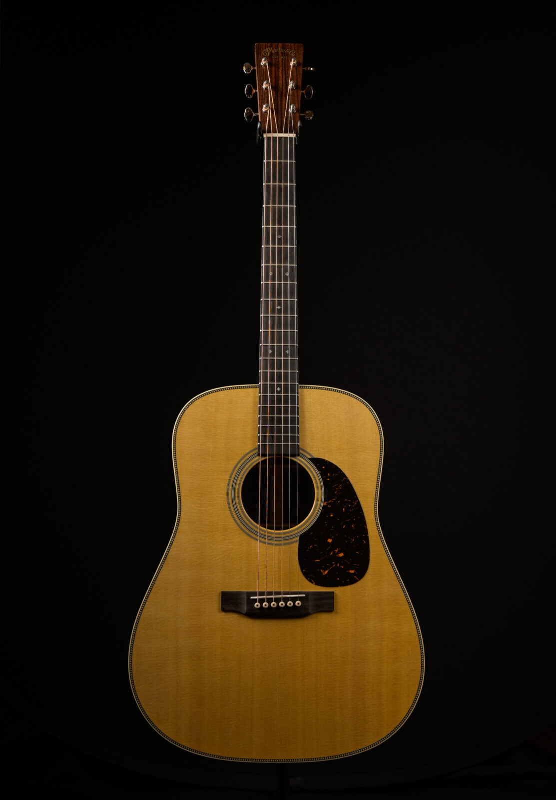 Martin D-18