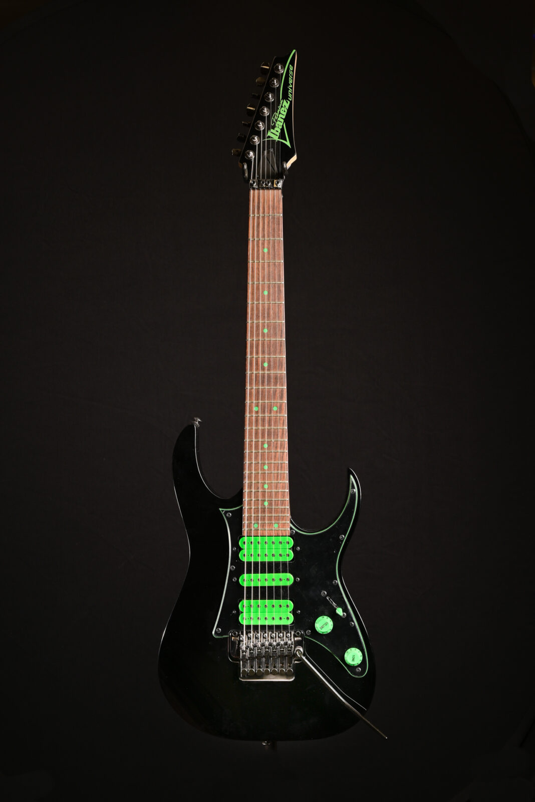 Ibanez UV70P-BK