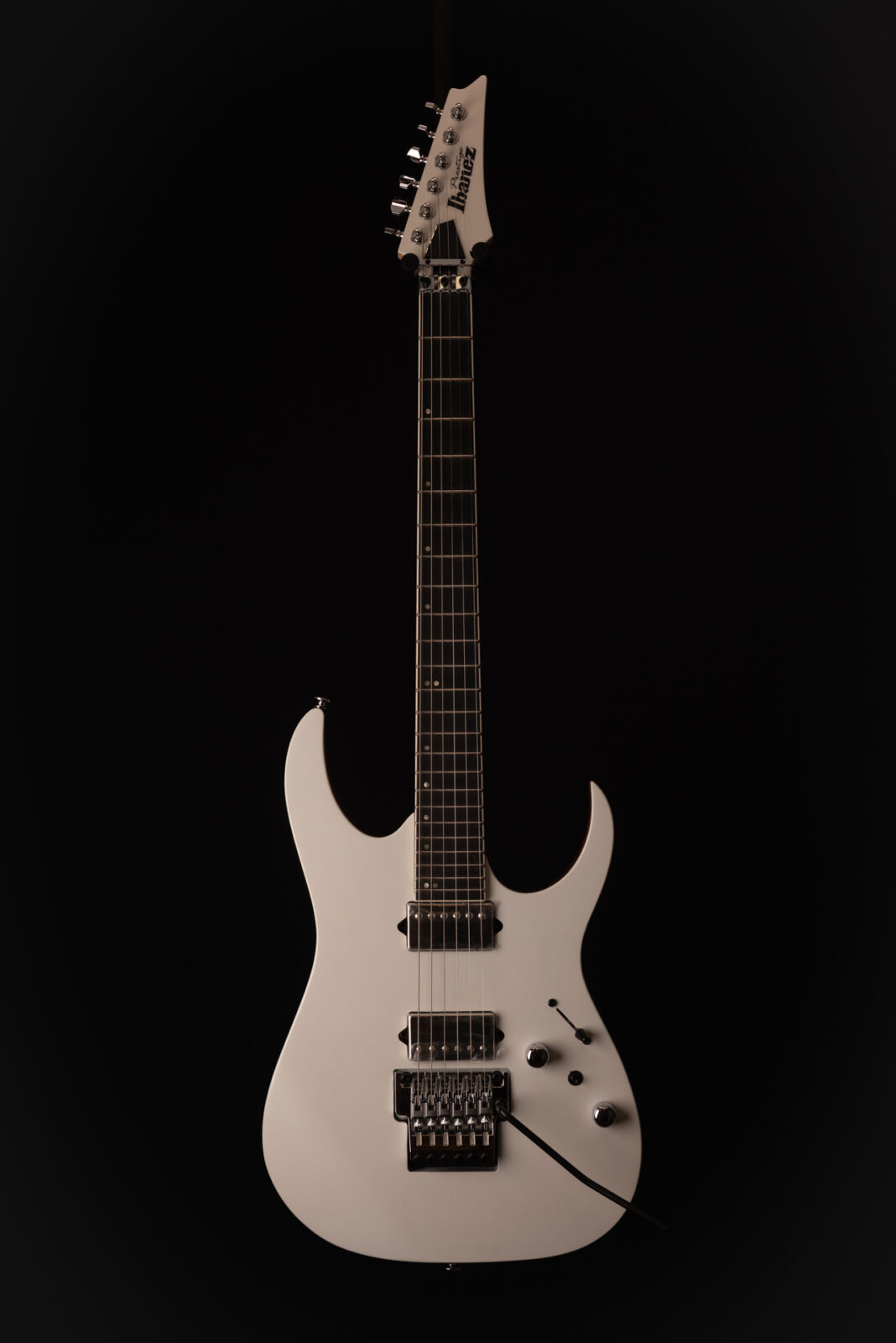 Ibanez  RG5320C-PW